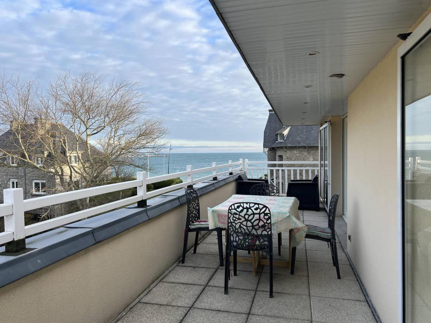 390 Appartement 3 Chambres Avec Vue Sur La Grande Plage De Saint-Cast La Garde  Extérieur photo